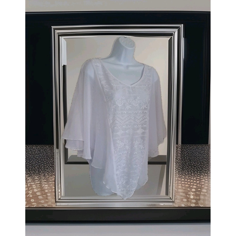 One World Capelet L White Sheer‎ Pointed Hem Floral Inlay Romantic Feminine Boho